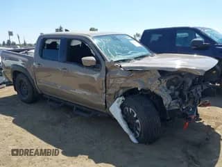 2023 Nissan Frontier Pro-X with VIN 1N6ED1EJ1PN615328, listed as a IAAI auction lot 39972686 with 15,981 mi miles and . Bid and sale history available at DreamBid. Image 1.