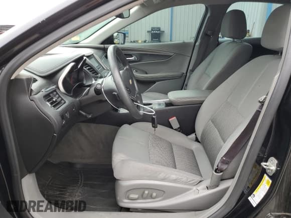 ✅ 2017 Chevrolet Impala LS • VIN: 2G11Z5SA7H9134737 • Лот: 70041514. Опубликован ранее на Copart с пробегом 95 313 миль. Бесплатный доступ к архиву аукционных продаж из США и подробный отчёт об истории автомобиля на DreamBid. Изображение 7.