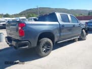 ✅ 2021 Chevrolet Silverado 1500 LT Trail Boss • VIN: 1GCPYFED9MZ355983 • Lot: 43345360. Wystawiony na IAAI z przebiegiem 94 150 mil. Bezpłatny archiwum sprzedaży aukcyjnych z USA i szczegółowy raport historii pojazdu na DreamBid. Zdjęcie 4.