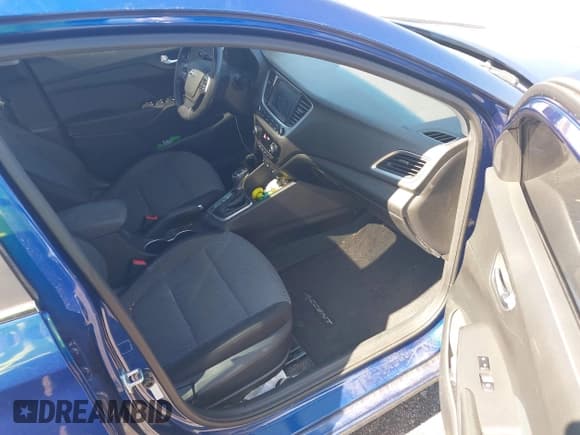 ✅ 2018 Hyundai Accent Limited • VIN: 3KPC34A33JE004671 • Лот: 41825396. Опубликован ранее на IAAI с пробегом 69 206 миль. Бесплатный доступ к архиву аукционных продаж из США и подробный отчёт об истории автомобиля на DreamBid. Изображение 5.