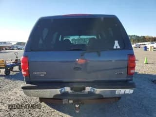 ✅ 1999 Ford Expedition XLT • VIN: 1FMPU18L3XLC28151 • Lot: 91291375. Wystawiony na Copart z przebiegiem 173 718 mil. Bezpłatny archiwum sprzedaży aukcyjnych z USA i szczegółowy raport historii pojazdu na DreamBid. Zdjęcie 6.