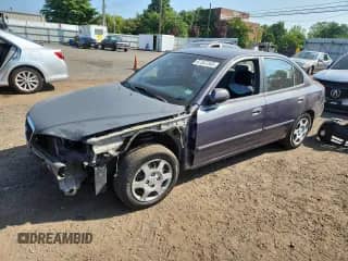 2002 Hyundai Elantra GLS z VIN KMHDN45DX2U384589, wystawiony jako Copart lot #67347345 z przebiegiem 71 550 mil mil oraz Szkoda całkowita • Salvage title. Historia ofert i sprzedaży dostępna na DreamBid. Obrazek 1.