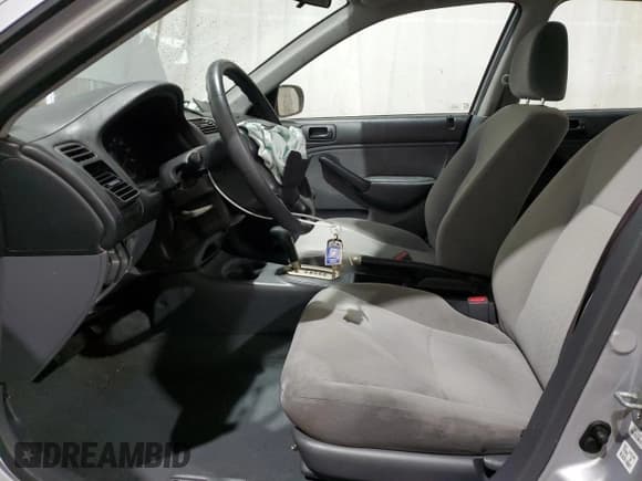 ✅ 2001 Honda Civic DX • VIN: 2HGES162X1H527248 • Lot: 84811674. Listed on Copart with 132,592 mi. Free auction sales archive from the USA and detailed vehicle history report at DreamBid. Image 7.