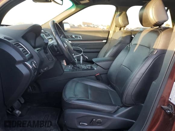 ✅ 2016 Ford Explorer Limited • VIN: 1FM5K8F80GGD07399 • Lot: 90993315. Wystawiony na Copart z przebiegiem 125 828 mil. Bezpłatny archiwum sprzedaży aukcyjnych z USA i szczegółowy raport historii pojazdu na DreamBid. Zdjęcie 7.