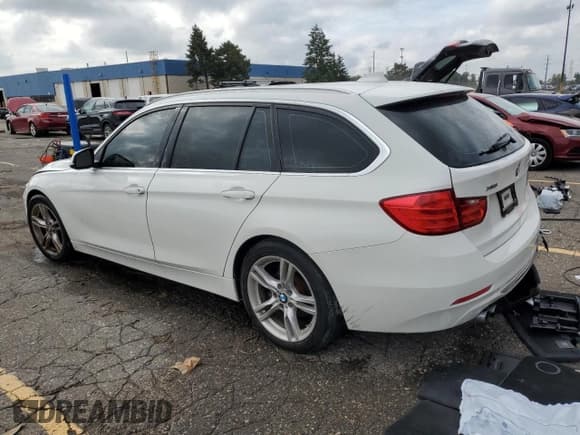 ✅ 2015 BMW 3 Series 328i xDrive • VIN: WBA3G7C50FK296818 • Lot: 83864145. Wystawiony na Copart z przebiegiem 72 887 mil. Bezpłatny archiwum sprzedaży aukcyjnych z USA i szczegółowy raport historii pojazdu na DreamBid. Zdjęcie 2.
