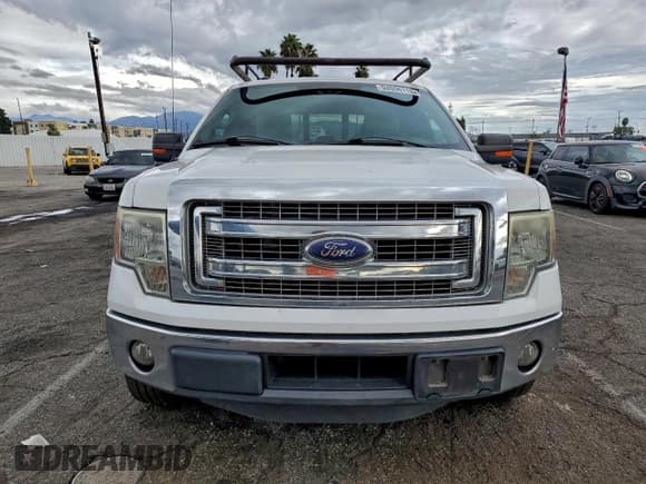 ✅ 2014 Ford F-150 XLT • VIN: 1FTFX1CTXEFD11795 • Lot: 94006115. Listed on Copart with 230,307 mi. Free auction sales archive from the USA and detailed vehicle history report at DreamBid. Image 5.