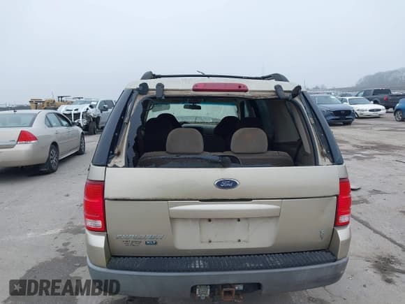 ✅ 2002 Ford Explorer XLT • VIN: 1FMZU73W22ZB31686 • Лот: 43740536. Опубликован ранее на IAAI с пробегом 154 100 миль. Бесплатный доступ к архиву аукционных продаж из США и подробный отчёт об истории автомобиля на DreamBid. Изображение 6.