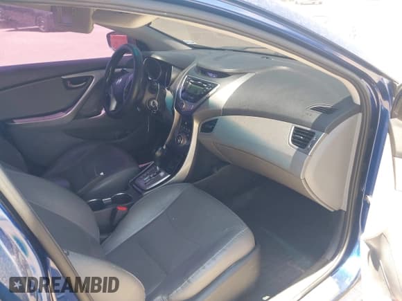 ✅ 2013 Hyundai Elantra GLS • VIN: KMHDH4AE8DU568308 • Lot: 42683718. Wystawiony na IAAI z przebiegiem 189 106 mil. Bezpłatny archiwum sprzedaży aukcyjnych z USA i szczegółowy raport historii pojazdu na DreamBid. Zdjęcie 5.