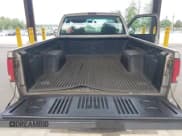 ✅ 2002 Chevrolet S-10 LS • VIN: 1GCCS145628137953 • Лот: 42517695. Опубликован ранее на IAAI с пробегом 197 637 миль. Бесплатный доступ к архиву аукционных продаж из США и подробный отчёт об истории автомобиля на DreamBid. Изображение 8.