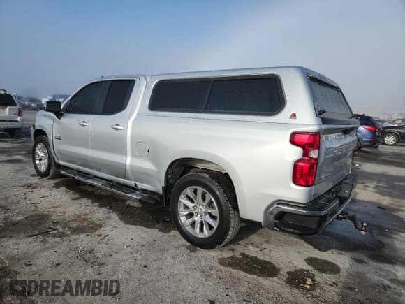 ✅ 2019 Chevrolet Silverado 1500 LT • VIN: 1GCRWCED6KZ208353 • Lot: 93791195. Wystawiony na Copart z przebiegiem 87 783 mil. Bezpłatny archiwum sprzedaży aukcyjnych z USA i szczegółowy raport historii pojazdu na DreamBid. Zdjęcie 2.
