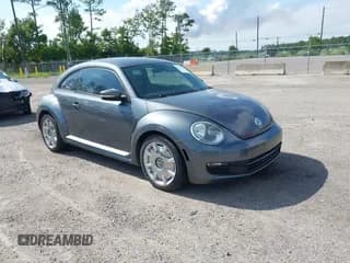 ✅ 2012 Volkswagen Beetle 2.5L PZEV • VIN: 3VWJP7AT8CM646760 • Lot: 42995230. Wystawiony na IAAI z przebiegiem 139 253 mil. Bezpłatny archiwum sprzedaży aukcyjnych z USA i szczegółowy raport historii pojazdu na DreamBid. Zdjęcie 1.