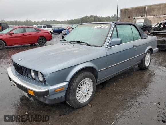 ✅ 1988 BMW 3 Series • VIN: WBABB2307J8861251 • Lot: 72175254. Listed on Copart with 168,465 mi. Free auction sales archive from the USA and detailed vehicle history report at DreamBid. Image 1.