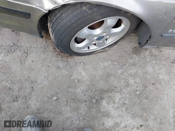 ✅ 2001 Saab 9-5 SE • VIN: YS3EF48Z613013360 • Лот: 41801183. Опубликован ранее на IAAI с пробегом 187 000 миль. Бесплатный доступ к архиву аукционных продаж из США и подробный отчёт об истории автомобиля на DreamBid. Изображение 13.