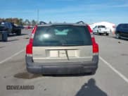 ✅ 2004 Volvo V70 XC Cross Country • VIN: YV1SZ59H241140095 • Lot: 43687381. Listed on IAAI with 182,258 mi. Free auction sales archive from the USA and detailed vehicle history report at DreamBid. Image 16.