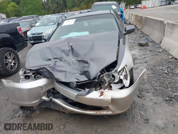 1999 Honda Accord LX z VIN 1HGCG5643XA037825, wystawiony jako IAAI lot #41965768 z przebiegiem 150 397 mil mil oraz . Historia ofert i sprzedaży dostępna na DreamBid. Obrazek 12.