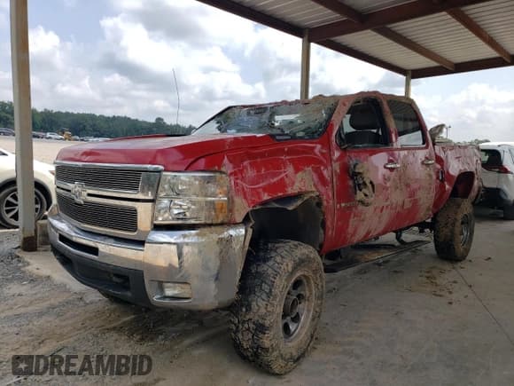 ✅ 2007 Chevrolet Silverado 2500HD 2LT • VIN: 1GCHK23657F502602 • Лот: 66417474. Опубликован ранее на Copart с пробегом Не указан. Бесплатный доступ к архиву аукционных продаж из США и подробный отчёт об истории автомобиля на DreamBid. Изображение 1.