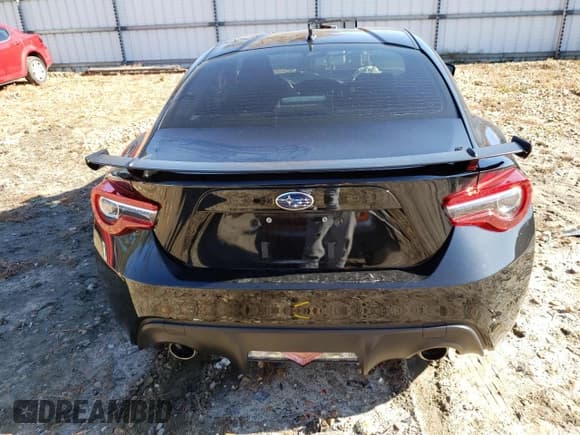 ✅ 2020 Subaru BRZ Limited • VIN: JF1ZCAC17L9702458 • Lot: 78135973. Wystawiony na Copart z przebiegiem 20 697 mil. Bezpłatny archiwum sprzedaży aukcyjnych z USA i szczegółowy raport historii pojazdu na DreamBid. Zdjęcie 6.