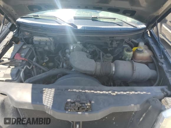 ✅ 2004 Ford F-150 STX • VIN: 1FTRX14WX4FA43755 • Лот: 66278935. Опубликован ранее на Copart с пробегом 220 404 миль. Бесплатный доступ к архиву аукционных продаж из США и подробный отчёт об истории автомобиля на DreamBid. Изображение 11.