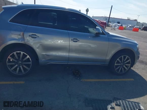 ✅ 2011 Audi Q5 Progressiv • VIN: WA1LFCFPXBA022760 • Lot: 43603741. Listed on IAAI with 93,972 mi. Free auction sales archive from the USA and detailed vehicle history report at DreamBid. Image 13.