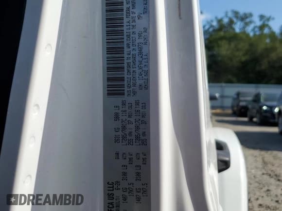 ✅ 2020 Jeep Wrangler Unlimited Recon • VIN: 1C4HJXFN4LW304073 • Lot: 80321705. Listed on Copart with 32,894 mi. Free auction sales archive from the USA and detailed vehicle history report at DreamBid. Image 14.