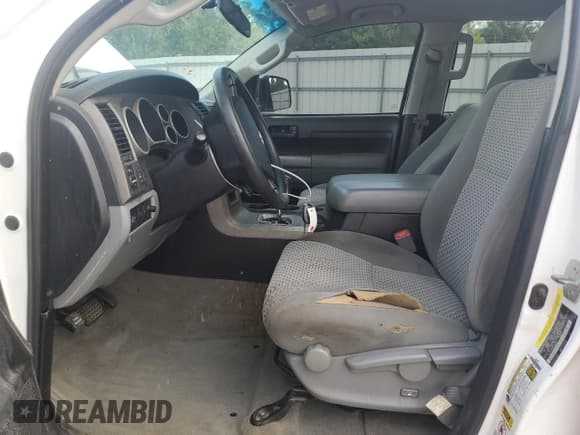 ✅ 2010 Toyota Tundra • VIN: 5TFEY5F10AX086060 • Lot: 63218995. Wystawiony na Copart z przebiegiem 284 446 mil. Bezpłatny archiwum sprzedaży aukcyjnych z USA i szczegółowy raport historii pojazdu na DreamBid. Zdjęcie 7.