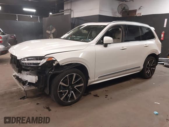 ✅ 2023 Volvo XC90 Plus • VIN: YV4062PN1P1985051 • Лот: 41890979. Опубликован ранее на IAAI с пробегом 60 922 миль. Бесплатный доступ к архиву аукционных продаж из США и подробный отчёт об истории автомобиля на DreamBid. Изображение 20.