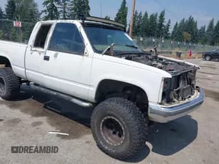 ✅ 1997 Chevrolet Silverado 1500 • VIN: 2GCEK19R6V1180877 • Lot: 42919580. Wystawiony na IAAI z przebiegiem 298 038 mil. Bezpłatny archiwum sprzedaży aukcyjnych z USA i szczegółowy raport historii pojazdu na DreamBid. Zdjęcie 1.