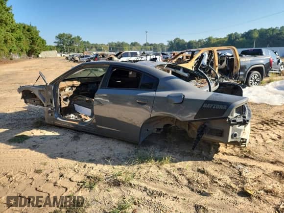 2018 Dodge Charger Daytona 392 z VIN 2C3CDXGJ8JH203373, wystawiony jako Copart lot #85090375 z przebiegiem Nie podano mil oraz Szkoda całkowita • Salvage title. Historia ofert i sprzedaży dostępna na DreamBid. Obrazek 2.