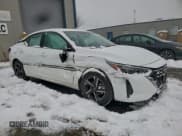 ✅ 2025 Nissan Sentra SV • VIN: 3N1AB8CV3SY362663 • Лот: 94340315. Опубликован ранее на Copart с пробегом 8 102 миль. Бесплатный доступ к архиву аукционных продаж из США и подробный отчёт об истории автомобиля на DreamBid. Изображение 4.