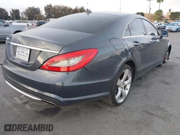 ✅ 2013 Mercedes-Benz CLS 550 • VIN: WDDLJ7DBXDA061229 • Lot: 41701414. Wystawiony na IAAI z przebiegiem 144 791 mil. Bezpłatny archiwum sprzedaży aukcyjnych z USA i szczegółowy raport historii pojazdu na DreamBid. Zdjęcie 4.