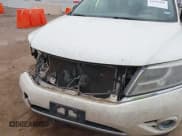 ✅ 2014 Nissan Pathfinder Platinum • VIN: 5N1AR2MN3EC727078 • Lot: 42076108. Wystawiony na IAAI z przebiegiem 181 936 mil. Bezpłatny archiwum sprzedaży aukcyjnych z USA i szczegółowy raport historii pojazdu na DreamBid. Zdjęcie 6.