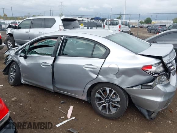 ✅ 2013 Honda Civic EX-L • VIN: 19XFB2F9XDE025054 • Lot: 43292104. Listed on IAAI with 158,227 mi. Free auction sales archive from the USA and detailed vehicle history report at DreamBid. Image 14.