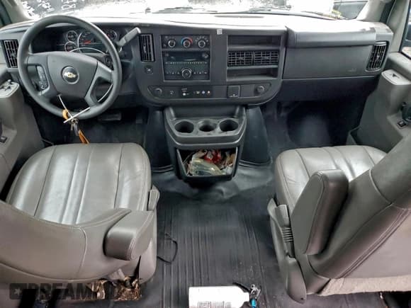 ✅ 2022 Chevrolet Express Passenger LS • VIN: 1GAZGNFP2N1189121 • Lot: 94598765. Listed on Copart with 41,854 mi. Free auction sales archive from the USA and detailed vehicle history report at DreamBid. Image 8.