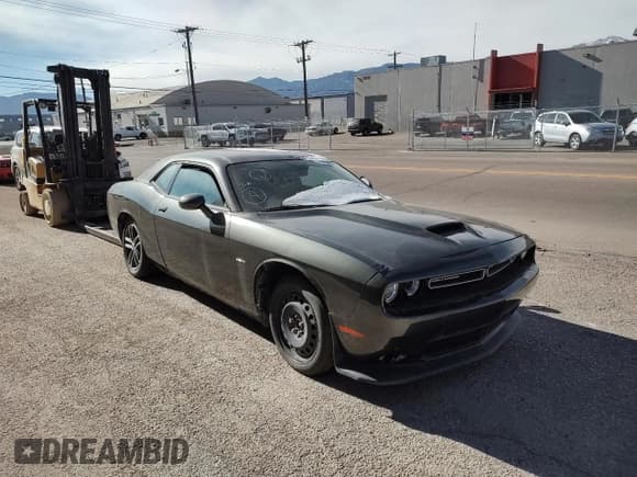 ✅ 2019 Dodge Challenger R/T • VIN: 2C3CDZBT8KH524707 • Lot: 41819695. Listed on Copart with 20,770 mi. Free auction sales archive from the USA and detailed vehicle history report at DreamBid. Image 1.