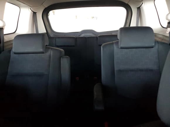 ✅ 2009 Mazda 5 Sport • VIN: JM1CR293590358705 • Lot: 93954035. Wystawiony na Copart z przebiegiem 150 289 mil. Bezpłatny archiwum sprzedaży aukcyjnych z USA i szczegółowy raport historii pojazdu na DreamBid. Zdjęcie 10.