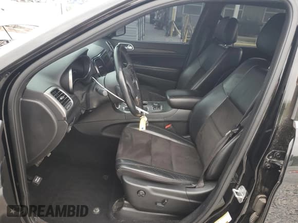 ✅ 2020 Jeep Grand Cherokee Altitude • VIN: 1C4RJFAG9LC294522 • Lot: 52925565. Listed on Copart with 121,962 mi. Free auction sales archive from the USA and detailed vehicle history report at DreamBid. Image 7.