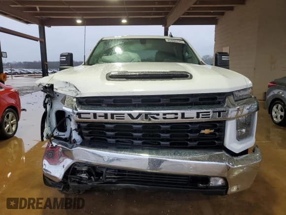 ✅ 2023 Chevrolet Silverado 2500HD • VIN: 2GC1YNE72P1731303 • Lot: 45006775. Wystawiony na Copart z przebiegiem 17 931 mil. Bezpłatny archiwum sprzedaży aukcyjnych z USA i szczegółowy raport historii pojazdu na DreamBid. Zdjęcie 5.
