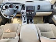 ✅ 2008 Toyota Sequoia SR5 • VIN: 5TDZY64A18S000989 • Lot: 85699305. Wystawiony na Copart z przebiegiem 186 795 mil. Bezpłatny archiwum sprzedaży aukcyjnych z USA i szczegółowy raport historii pojazdu na DreamBid. Zdjęcie 8.