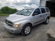 ✅ 2006 Dodge Durango SXT • VIN: 1D4HB38N06F188946 • Лот: 56182945. Опубликован ранее на Copart с пробегом 151 487 миль. Бесплатный доступ к архиву аукционных продаж из США и подробный отчёт об истории автомобиля на DreamBid. Изображение 1.