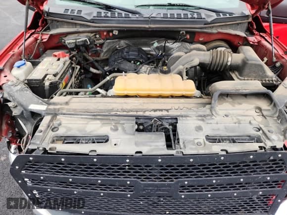 ✅ 2017 Ford F-150 XLT • VIN: 1FTEW1C82HKC67622 • Lot: 93554505. Wystawiony na Copart z przebiegiem 113 460 mil. Bezpłatny archiwum sprzedaży aukcyjnych z USA i szczegółowy raport historii pojazdu na DreamBid. Zdjęcie 11.