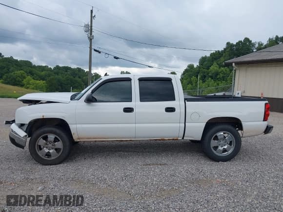✅ 2006 Chevrolet Silverado 1500 LT1 • VIN: 2GCEK13Z261254273 • Лот: 42424993. Опубликован ранее на IAAI с пробегом 150 651 миль. Бесплатный доступ к архиву аукционных продаж из США и подробный отчёт об истории автомобиля на DreamBid. Изображение 15.