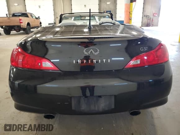 ✅ 2009 Infiniti G37 • VIN: JNKCV66E69M724316 • Lot: 84406895. Listed on Copart with 104,811 mi. Free auction sales archive from the USA and detailed vehicle history report at DreamBid. Image 6.