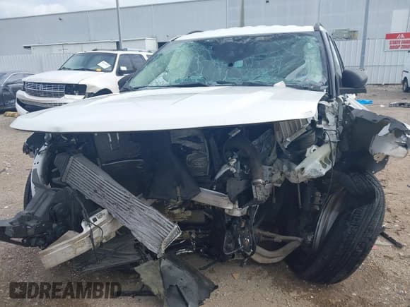 ✅ 2021 Ford Explorer XLT • VIN: 1FMSK7DH3MGB20878 • Lot: 42653007. Wystawiony na IAAI z przebiegiem Nie podano. Bezpłatny archiwum sprzedaży aukcyjnych z USA i szczegółowy raport historii pojazdu na DreamBid. Zdjęcie 6.