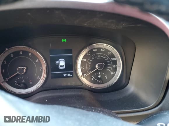 ✅ 2021 Hyundai Venue SEL • VIN: KMHRC8A38MU100167 • Lot: 45690035. Listed on Copart with 35,104 mi. Free auction sales archive from the USA and detailed vehicle history report at DreamBid. Image 9.