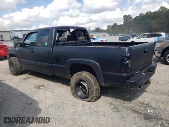 ✅ 2003 Chevrolet Silverado 1500 LS • VIN: 1GCEK19V03E259082 • Лот: 73479994. Опубликован ранее на Copart с пробегом 259 237 миль. Бесплатный доступ к архиву аукционных продаж из США и подробный отчёт об истории автомобиля на DreamBid. Изображение 2.