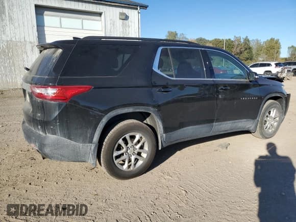 ✅ 2019 Chevrolet Traverse LT Cloth • VIN: 1GNERGKW4KJ304538 • Лот: 82544025. Опубликован ранее на Copart с пробегом 127 806 миль. Бесплатный доступ к архиву аукционных продаж из США и подробный отчёт об истории автомобиля на DreamBid. Изображение 3.