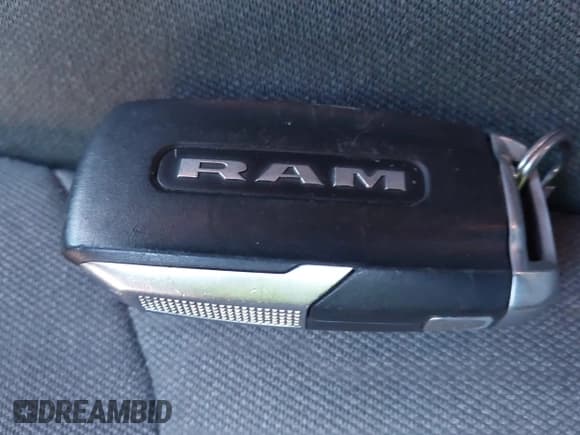 ✅ 2019 Ram 1500 Big Horn • VIN: 1C6SRFMT0KN755152 • Lot: 41870428. Listed on IAAI with 104,251 mi. Free auction sales archive from the USA and detailed vehicle history report at DreamBid. Image 11.