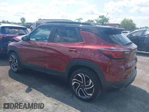 2025 Chevrolet TrailBlazer RS с VIN KL79MUSL8SB015909, выставлен на аукционе IAAI как лот 42469301 с пробегом 9 483 миль миль и . История ставок и продаж доступна на DreamBid. Изображение 3.