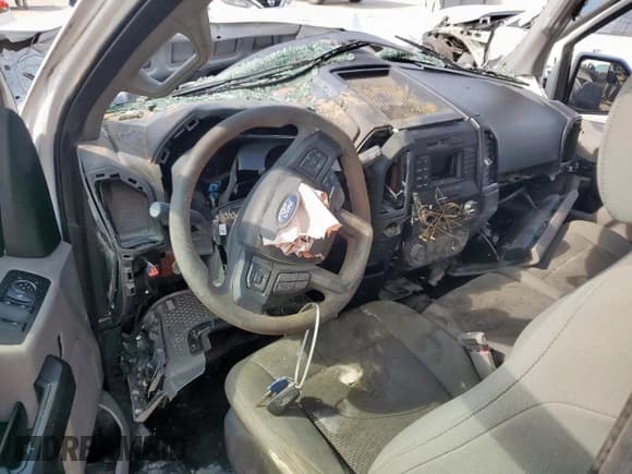 ✅ 2015 Ford F-150 XL • VIN: 1FTEX1CP4FFB34869 • Lot: 59514365. Listed on Copart with Not provided. Free auction sales archive from the USA and detailed vehicle history report at DreamBid. Image 8.