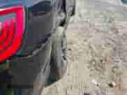 2018 Dodge Durango SRT z VIN 1C4SDJGJ0JC312711, wystawiony jako IAAI lot #43276349 z przebiegiem 155 860 mil mil oraz . Historia ofert i sprzedaży dostępna na DreamBid. Obrazek 17.